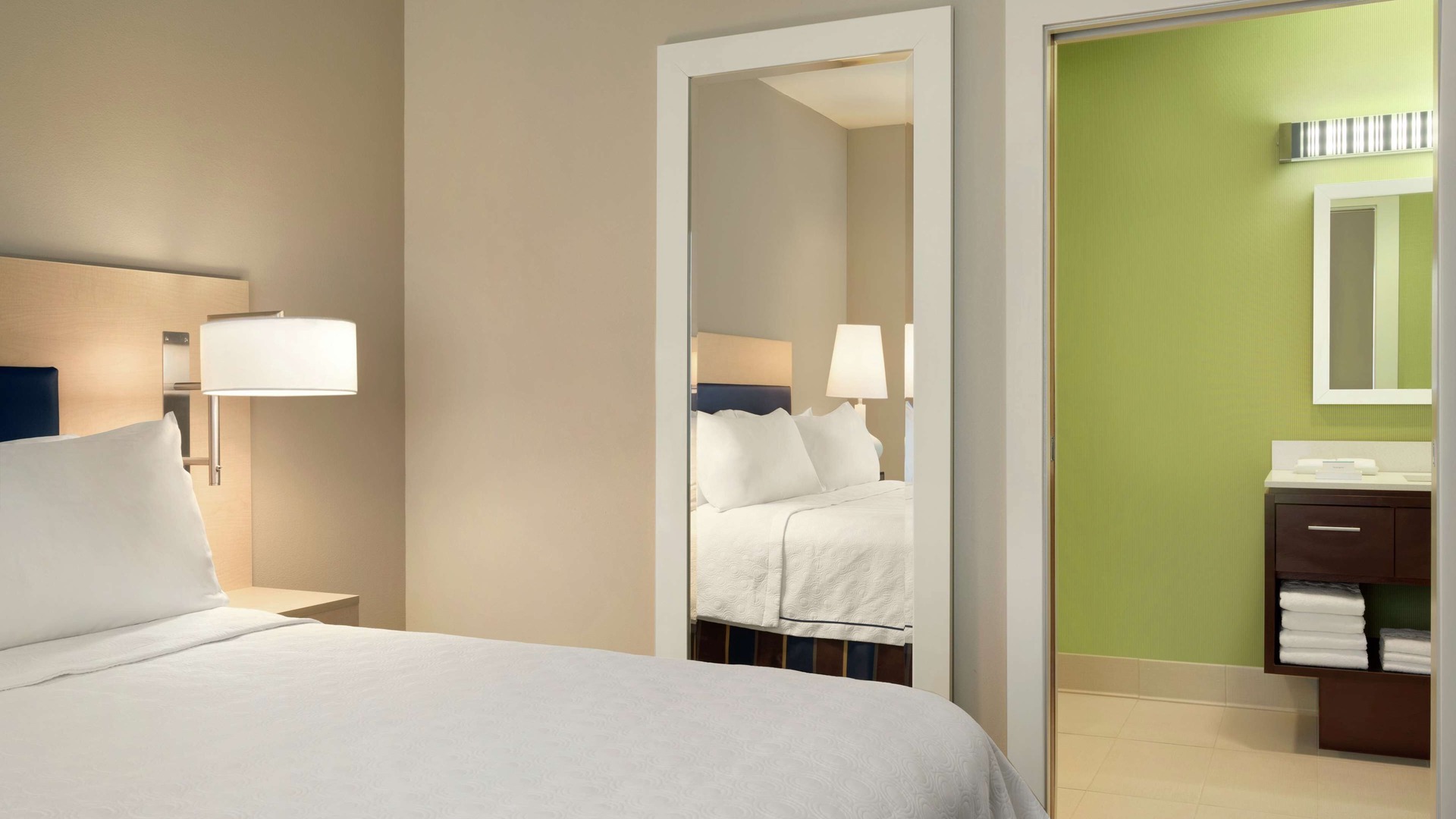 Photo of Bedroom in Leavenworth