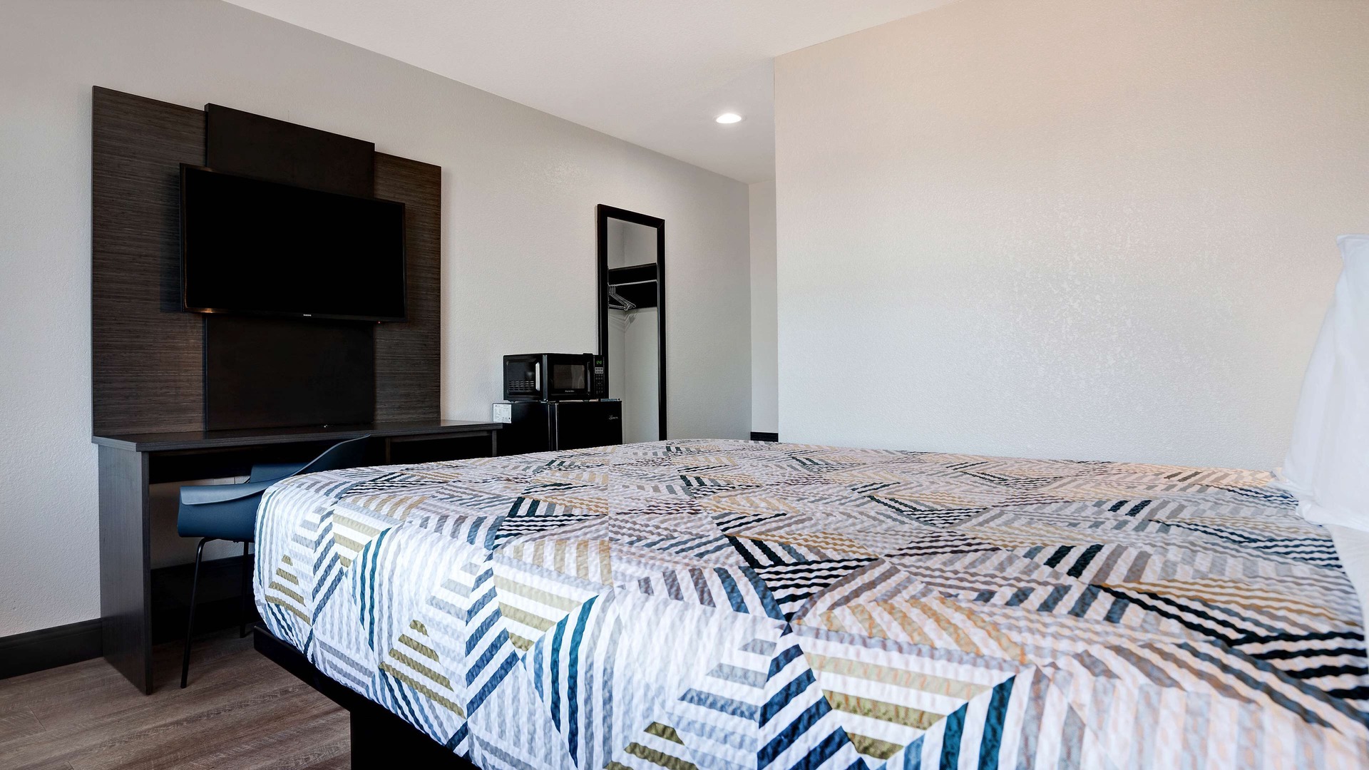Photo of Bedroom in Pacific