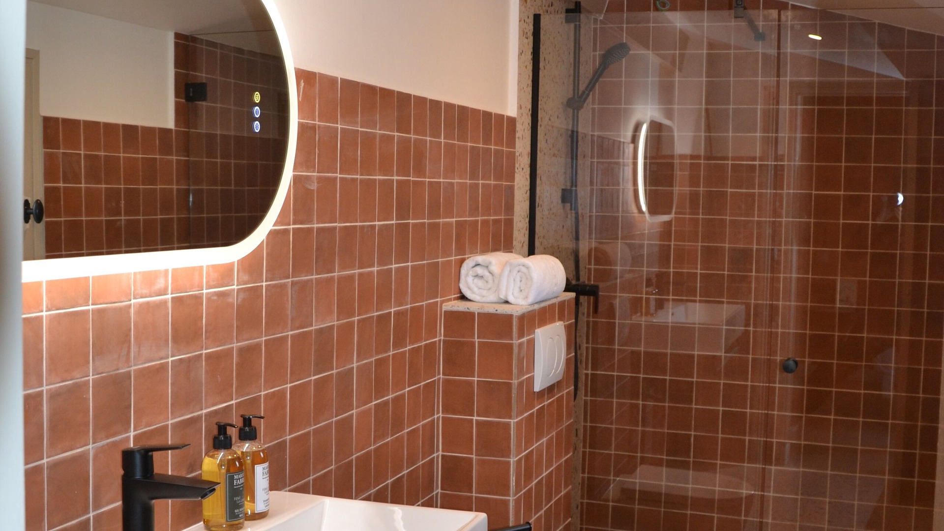 Photo of Bathroom in Venasque