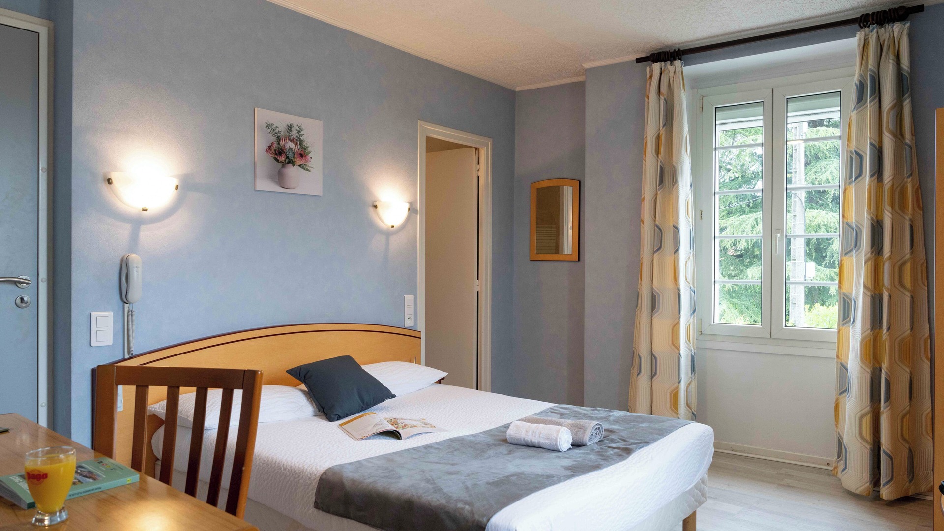 Photo of Bedroom in Hagetmau