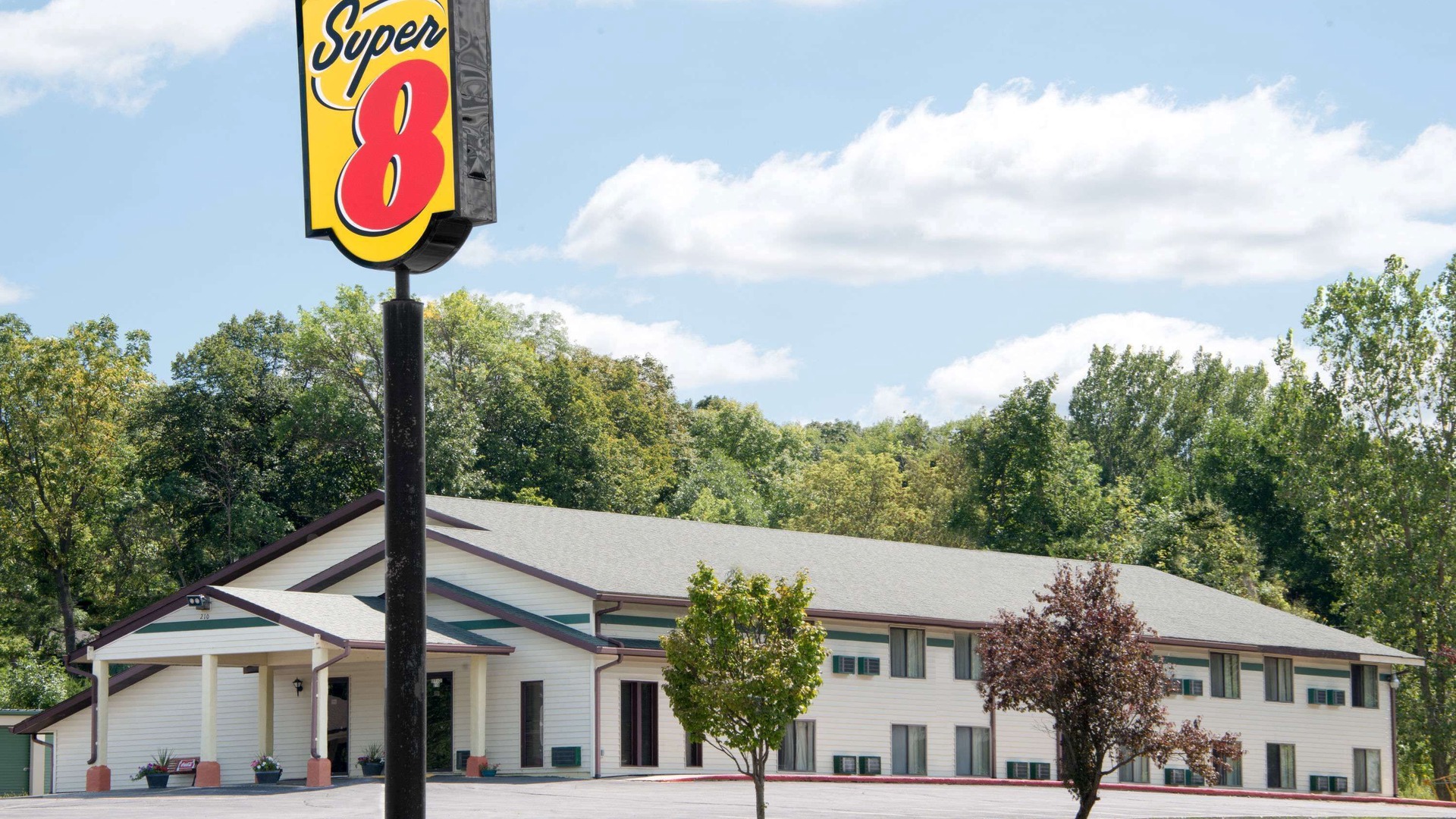 Photo of Outdoor in Algona