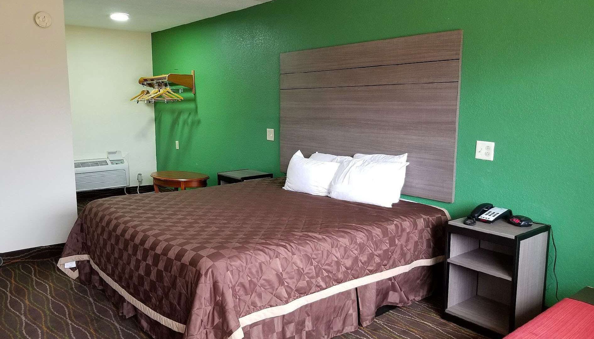 Photo of Bedroom in Alexandria