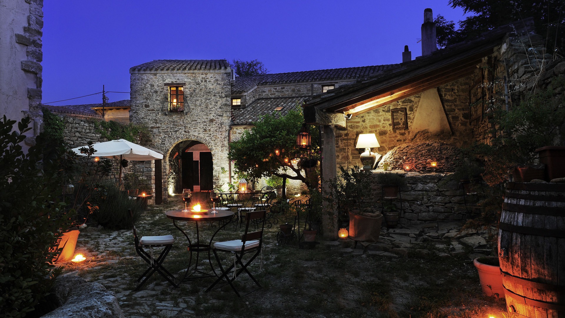 Photo of Buildings in Mandas