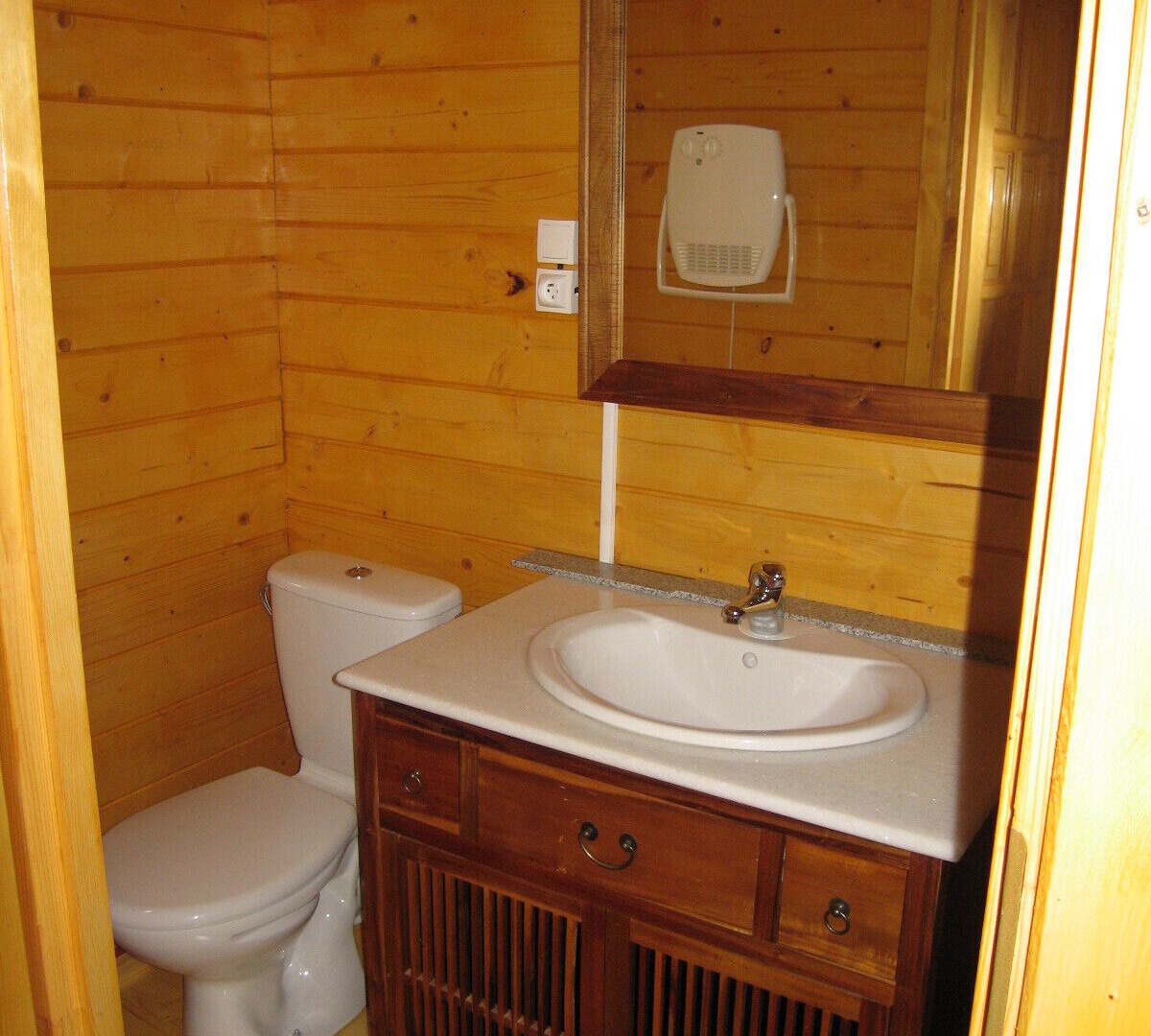 Photo of Bathroom in Munster
