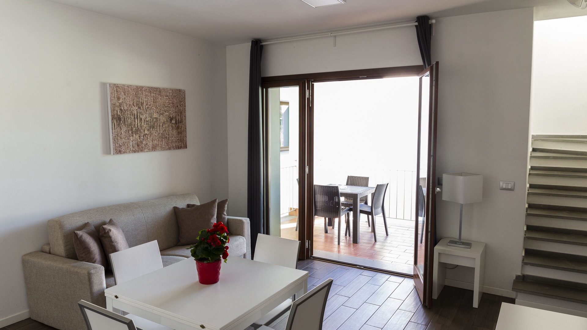 Photo of Patio Balcony in Pelago
