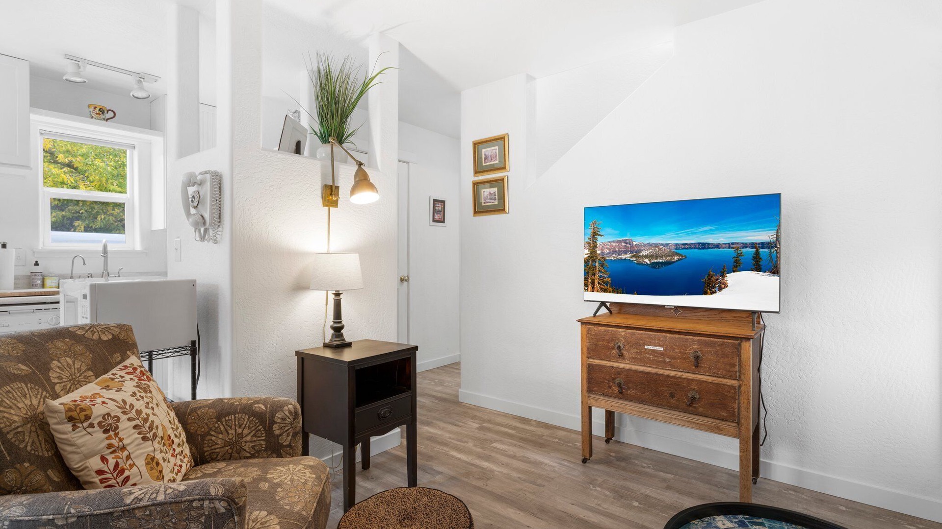 Photo of Livingroom in Ashland