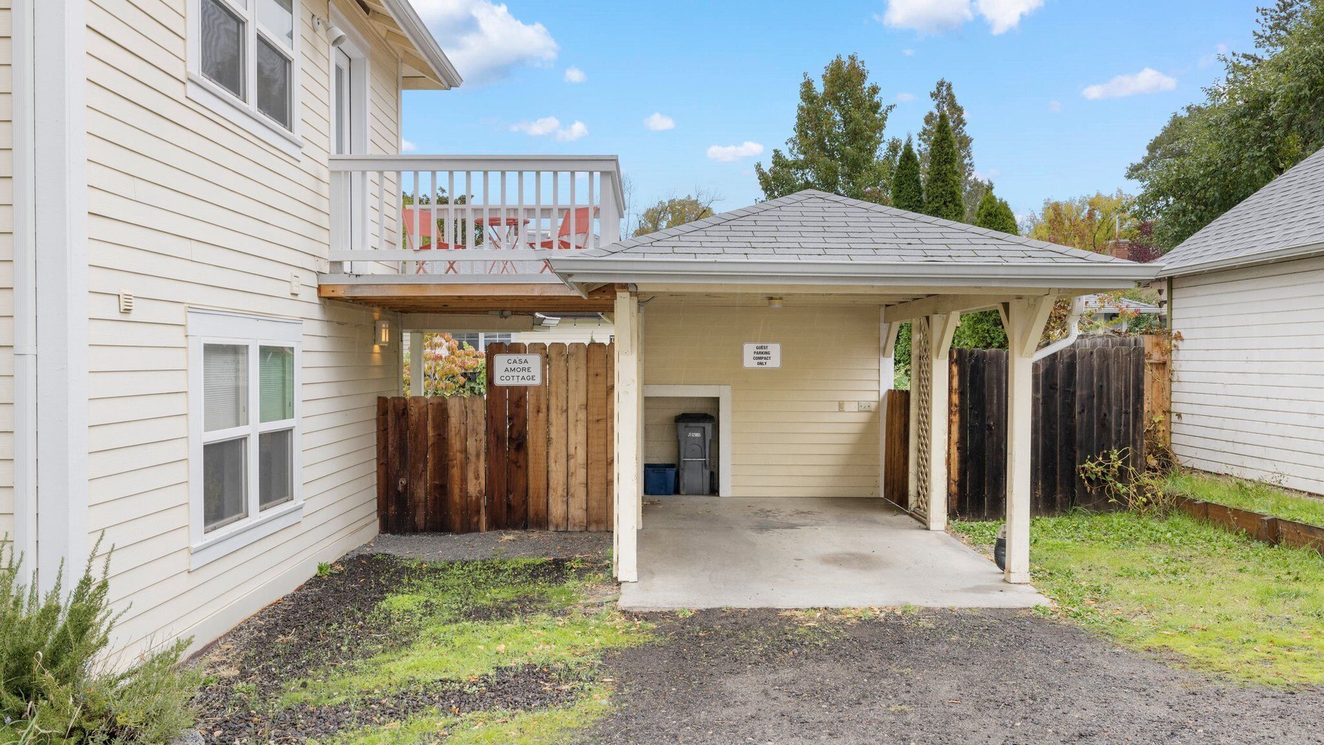 Photo of Outdoor in Ashland