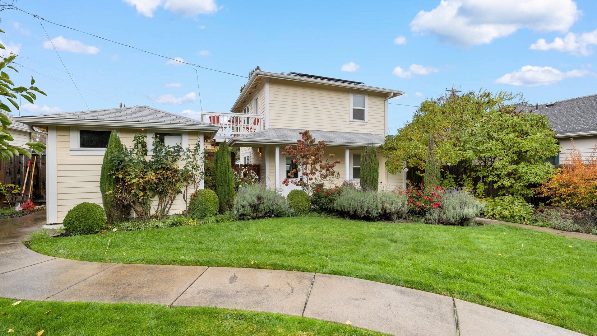 Photo of Outdoor in Ashland