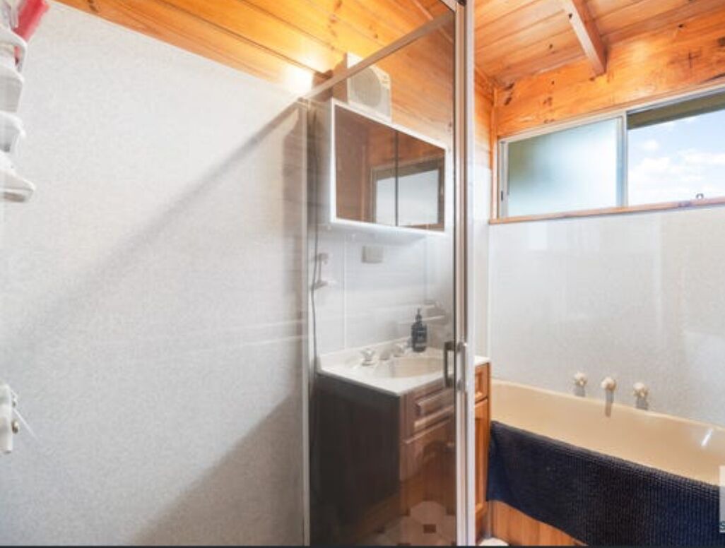 Photo of Bathroom in Rawson