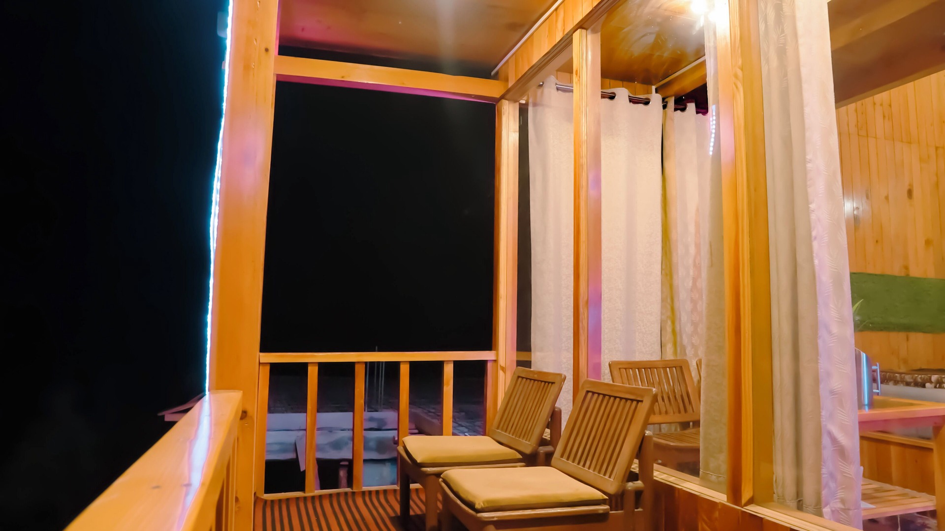 Photo of Patio Balcony in Banjar
