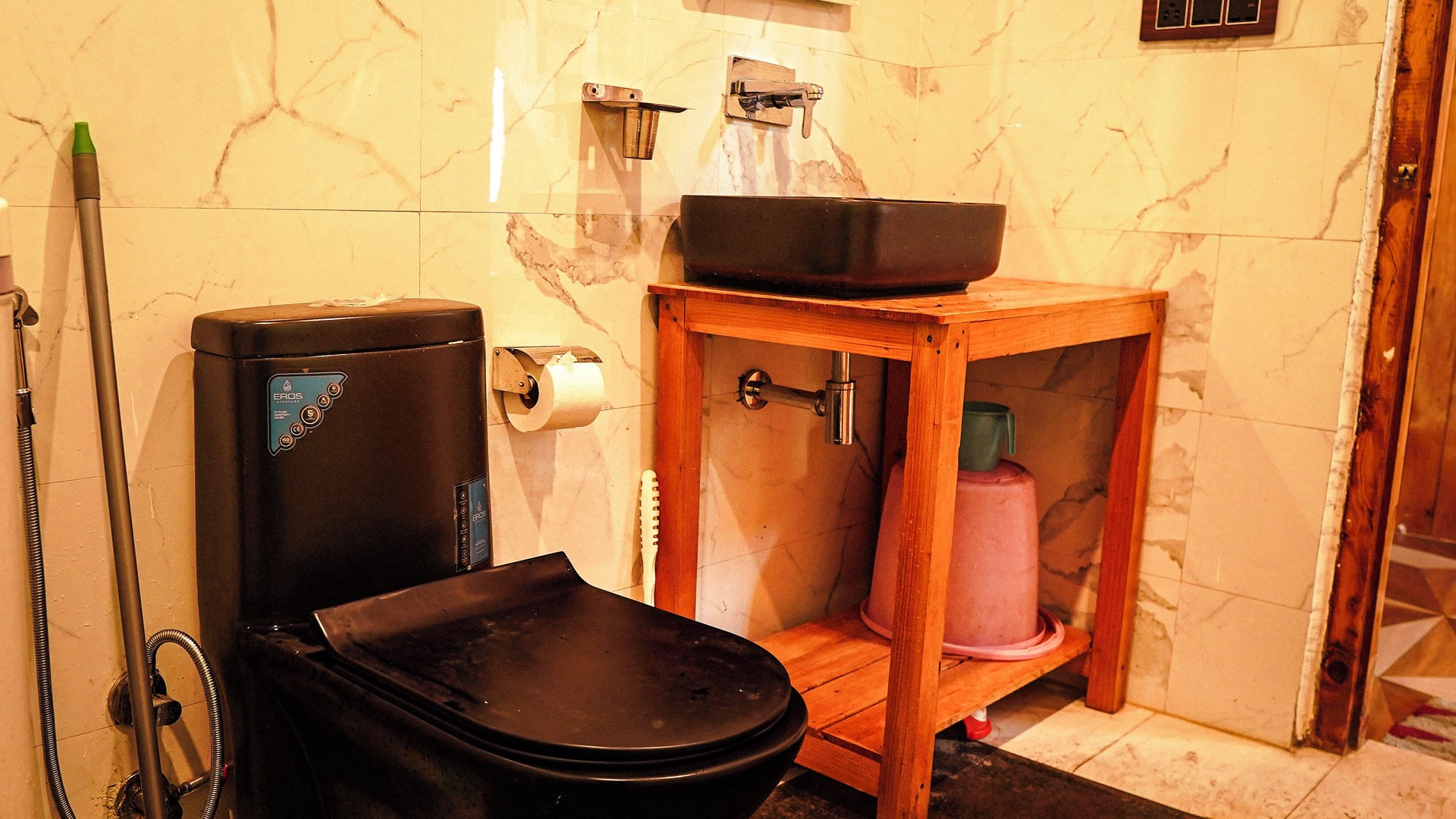 Photo of Bathroom in Banjar