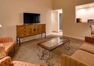 Best Western Plus Arroyo Roble Hotel & Creekside Villas