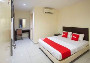 OYO 89966 Green World Hotel @ Seri Putra