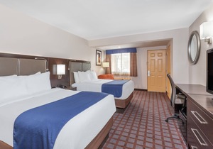Days Inn by Wyndham Woodbury Long Island