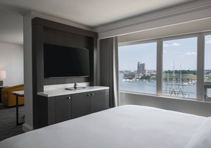 Renaissance Baltimore Harborplace Hotel