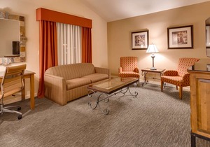Best Western Plus Arroyo Roble Hotel & Creekside Villas