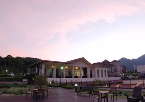 Donggang Cistar Resort