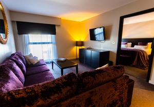 Guildford Harbour Hotel