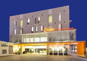 J Hotel - Bandara Soekarno Hatta