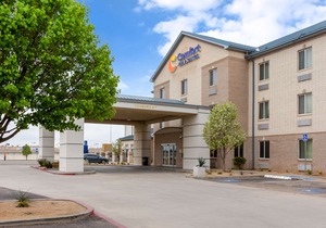 Comfort Inn & Suites