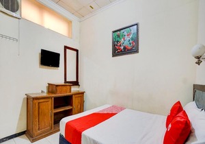 OYO 3956 Hotel Palem 2