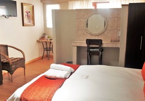 Room for 6 - Amarachi Guesthouse in Swakopmund Namibia Near Beach and Malls