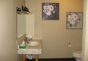 Big Horse Inn and Suites