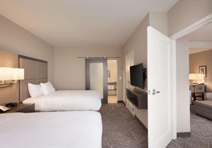 Embassy Suites Kansas City/Olathe