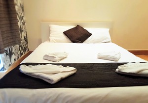 Hyde Park Suites