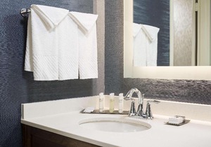 DoubleTree by Hilton Boston-Andover