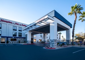 Hampton Inn & Suites Las Vegas-Henderson