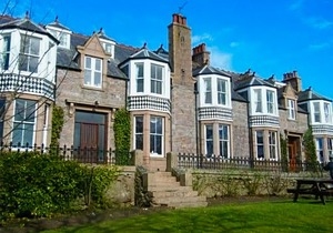 Kilmarnock Arms Hotel
