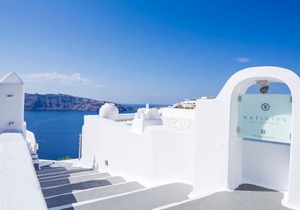 Katikies Santorini - The Leading Hotels Of The World