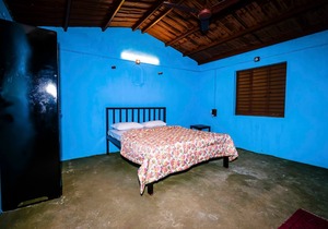Cozy Basic Room in A Picturesque Wada 1