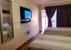 Double Room in Cosy Guesthouse, One of The Select Guesthouses in Mahikeng