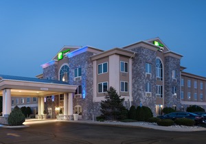 Holiday Inn Express Hotel & Suites Saginaw, an Ihg Hotel