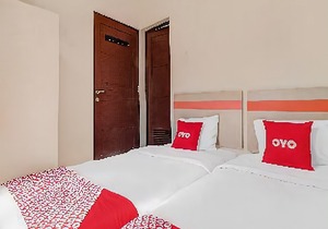 OYO 90452 Pillow Inn