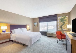 Hampton Inn & Suites Albany-Airport