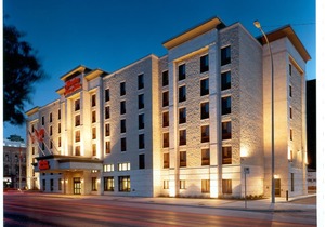 Humphry Inn and Suites