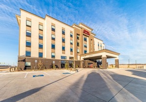 Hampton Inn & Suites Pryor