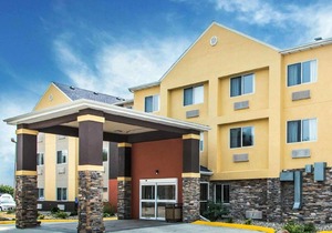 Comfort Inn & Suites Waterloo – Cedar Falls