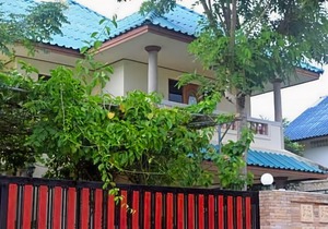 For Friends 512 House