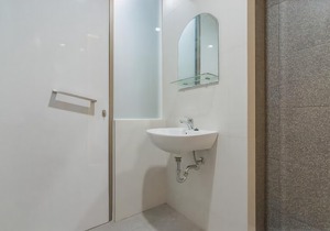 RedDoorz Plus @ Cirebon City Center