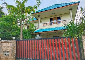 For Friends 512 House