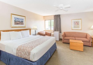 Baymont by Wyndham Davenport