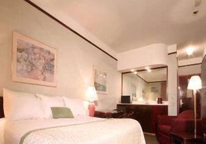Ramada by Wyndham Portland Airport