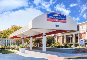 Howard Johnson by Wyndham Albany