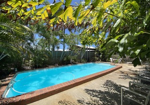 Palm View Holiday Apartments