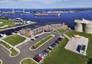 Pier B Resort