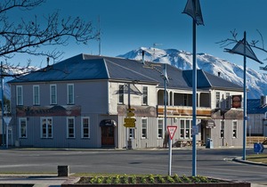 The Brown Pub